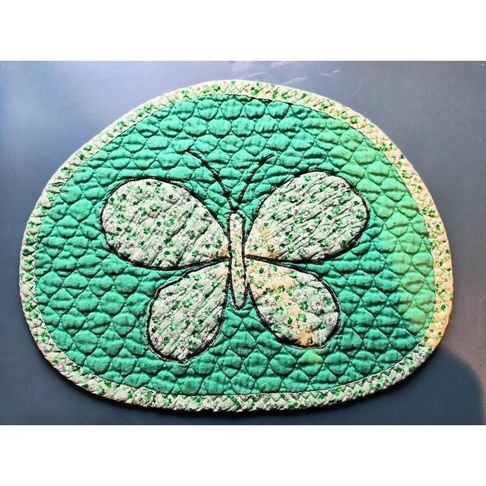 Handmade‎ Quilted Butterfly Set of 6 Placemats Green Floral Reversible